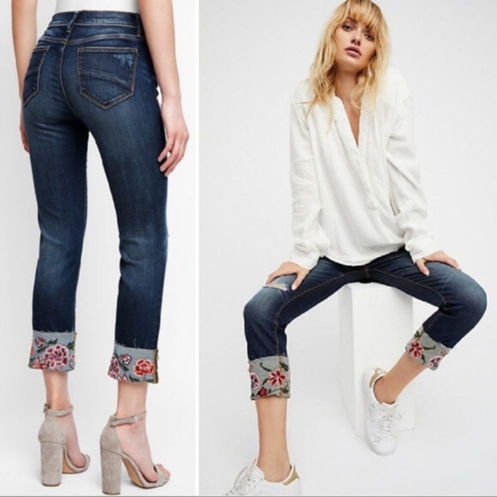 Driftwood Floral Embroidered Dark Cropped Jeans